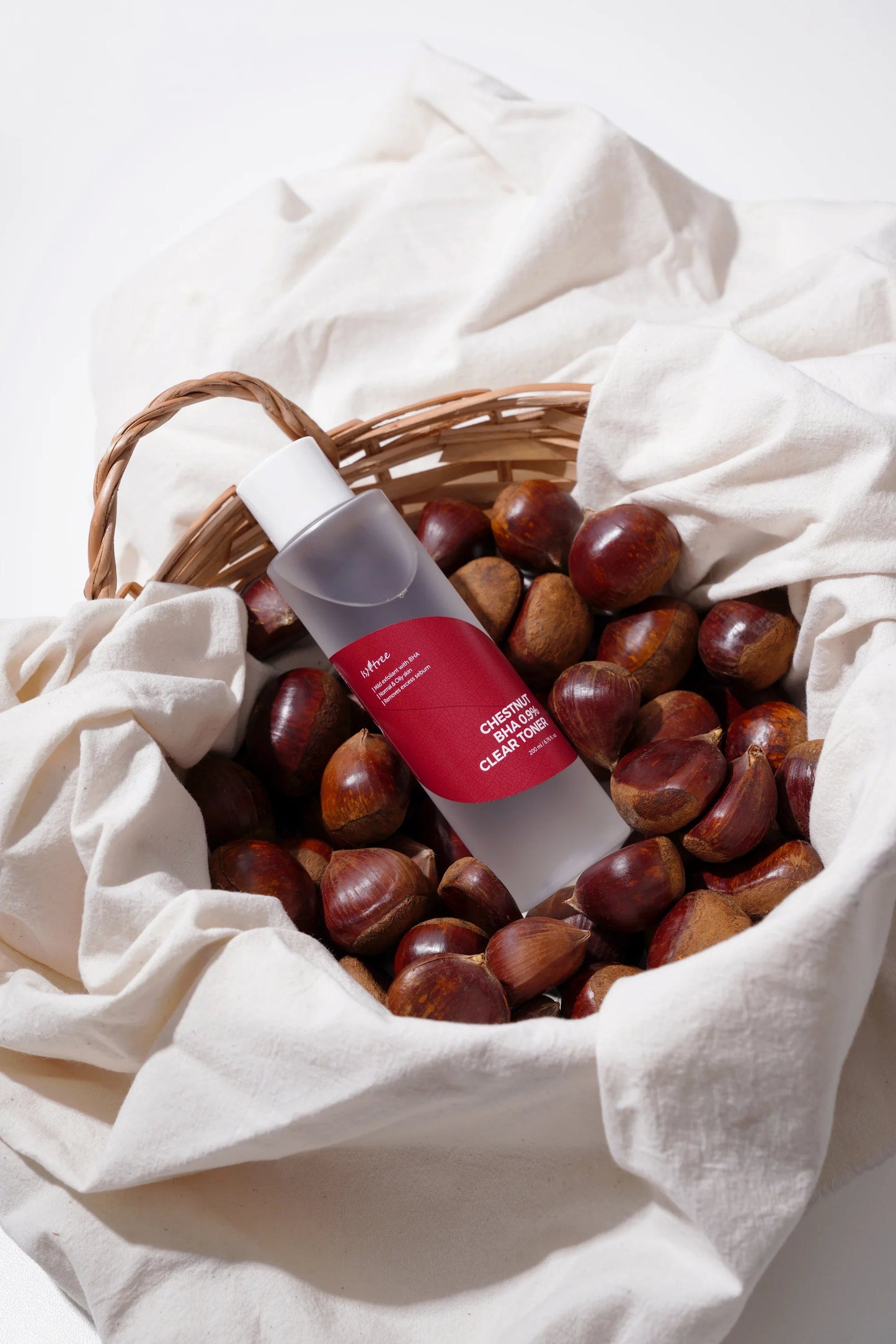 Buy Isntree Chestnut BHA 0.9% Clear Toner 200ml Online in Saudi Arabia - YASHIE SA