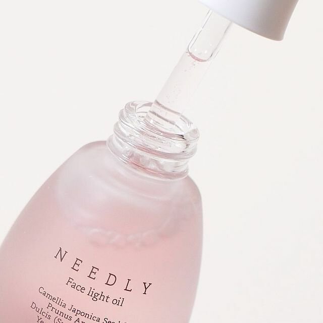 Buy Needly Face Light Oil 30ml Online in Saudi Arabia - YASHIE SA