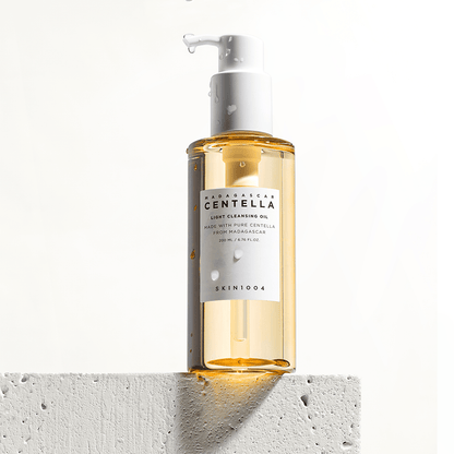 Buy Skin1004 Madagascar Centella Light Cleansing Oil 200ml Online in Saudi Arabia - YASHIE SA